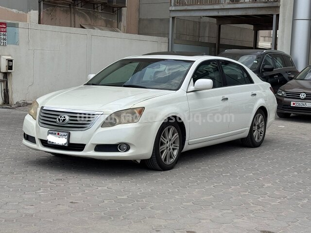 2008 تويوتا أفالون