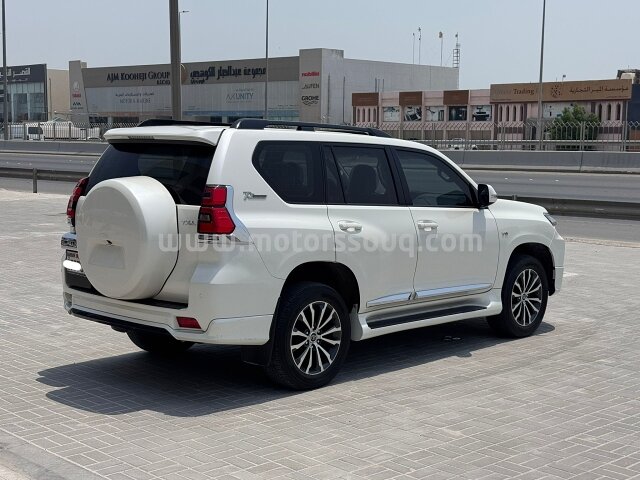2022 Toyota Prado