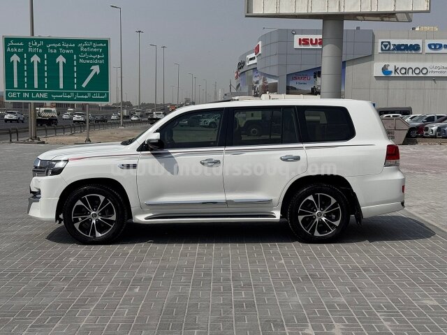 2021 Toyota Land Cruiser