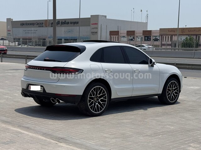 2021 Porsche Macan