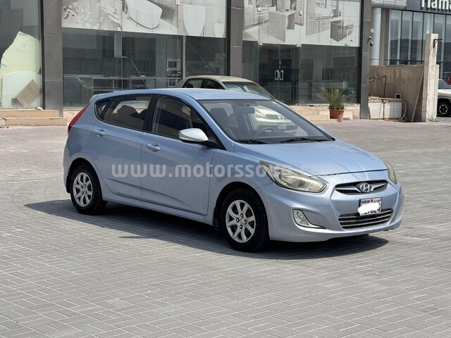 2013 هيونداي أكسنت