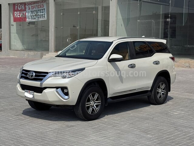 2020 Toyota Fortuner
