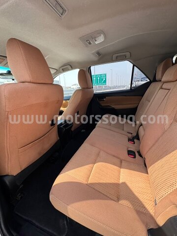 2020 Toyota Fortuner