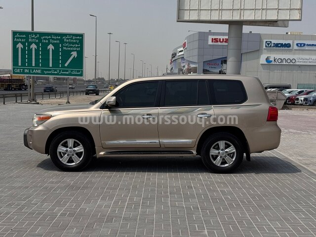 2012 Toyota Land Cruiser
