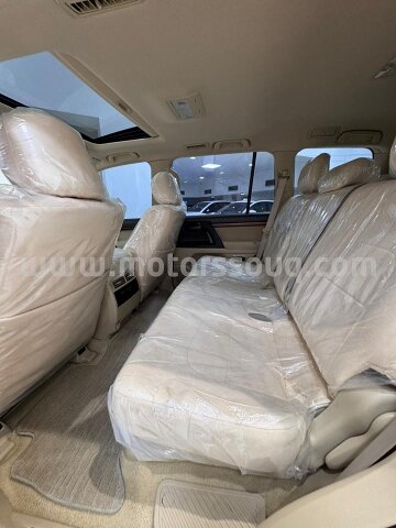 2019 Toyota Land Cruiser