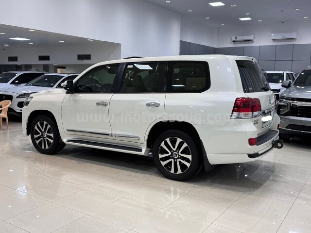 2019 Toyota Land Cruiser