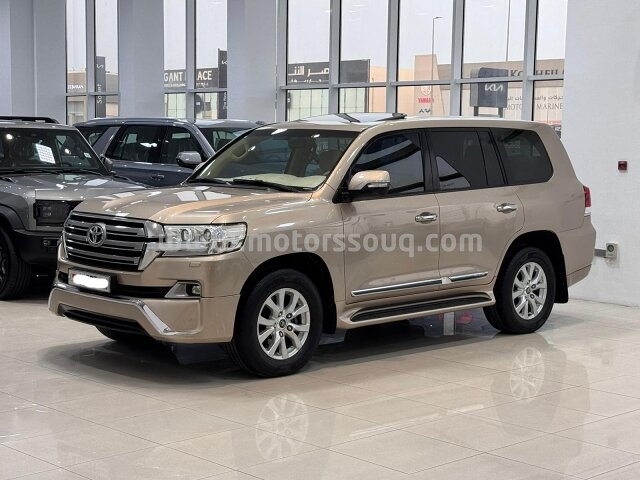 2016 Toyota Land Cruiser