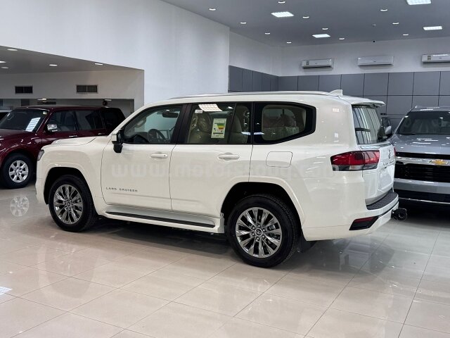 2025 Toyota Land Cruiser