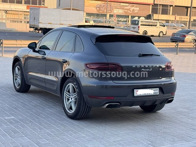 2017 Porsche Macan