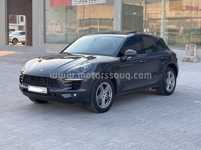 2017 Porsche Macan
