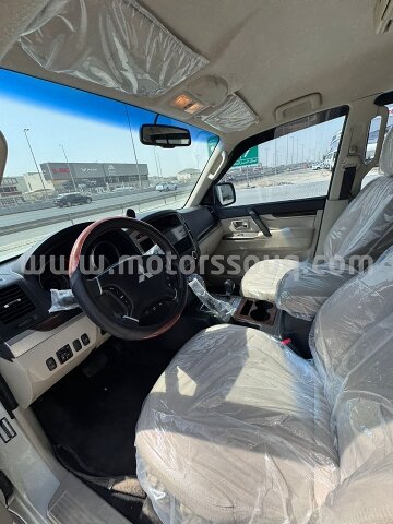 2015 Mitsubishi Pajero