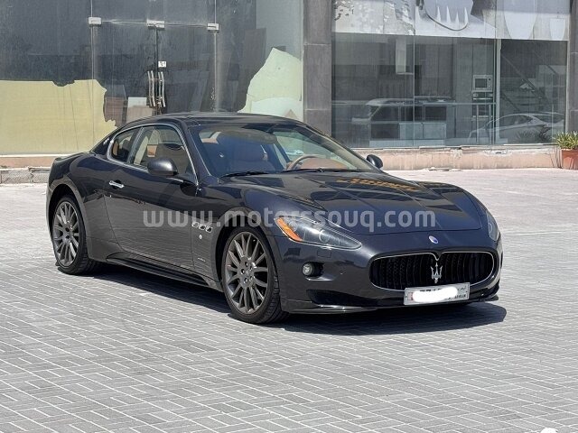 2012 Maserati Granturismo S