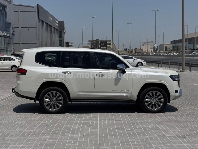 2024 Toyota Land Cruiser