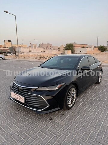 2019 تويوتا أفالون