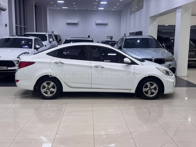 2016 هيونداي أكسنت