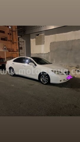 2009 لكزس إي إس