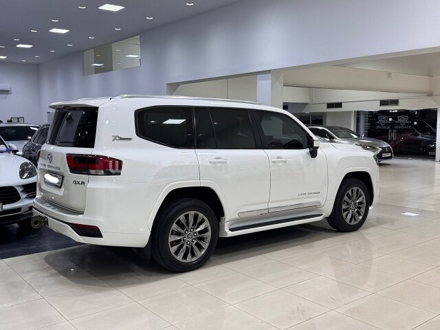 2022 Toyota Land Cruiser