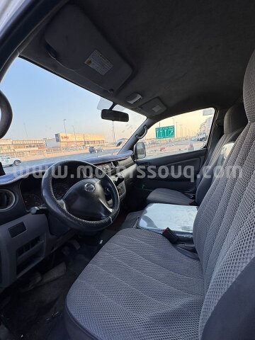 2017 Nissan Urvan