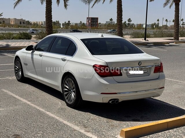 2013 بي إم دبليو الفئة السابعة