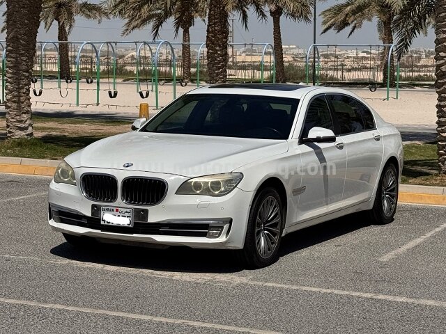 2013 بي إم دبليو الفئة السابعة