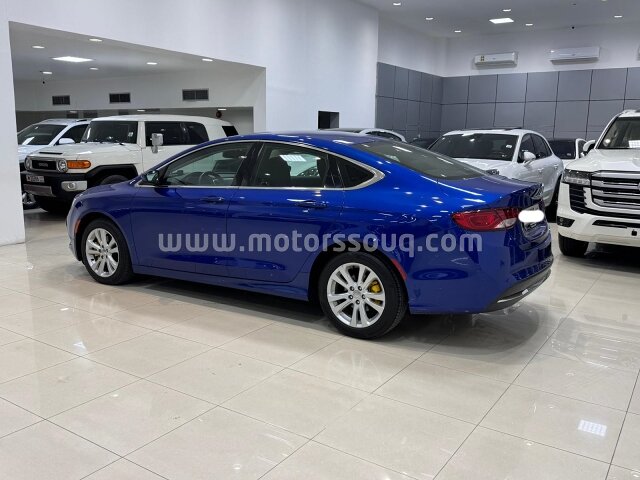 2017 كرايسلر 300