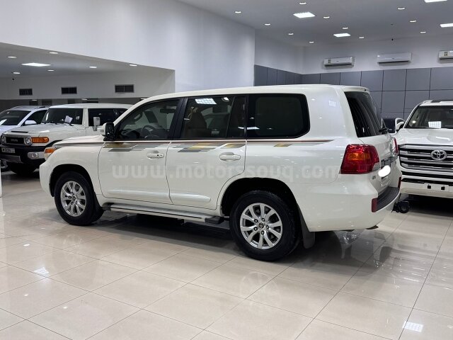 2015 Toyota Land Cruiser