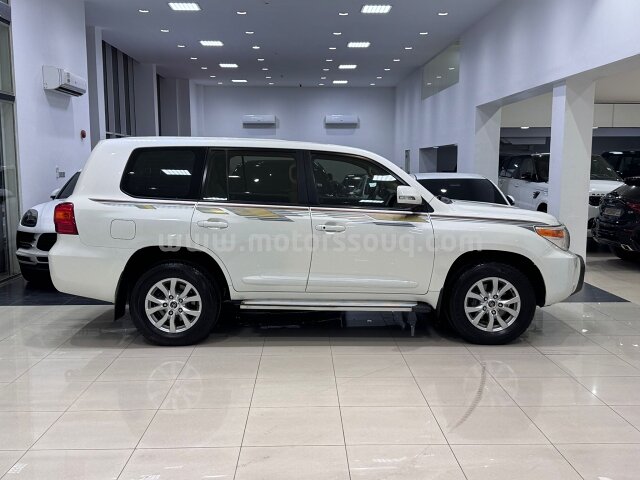 2015 Toyota Land Cruiser