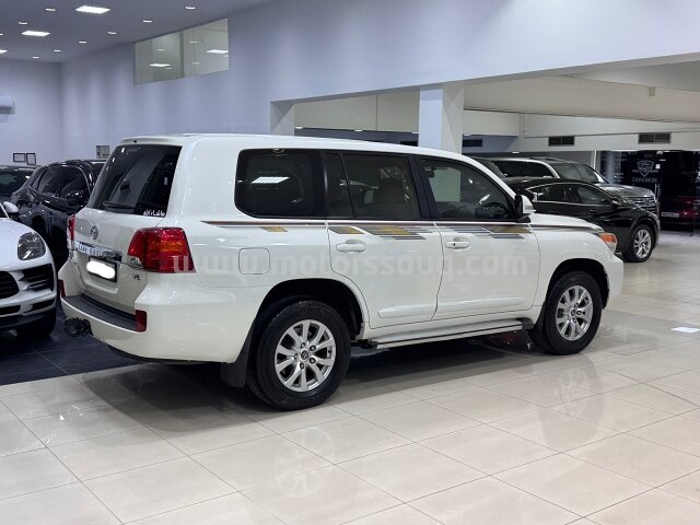 2015 Toyota Land Cruiser