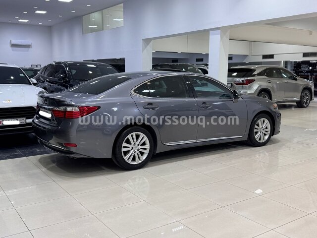2015 Lexus ES