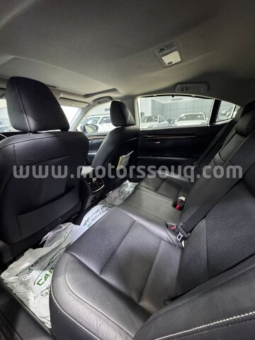 2015 Lexus ES