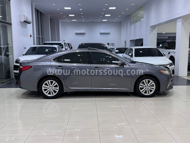 2015 Lexus ES