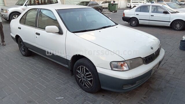2000 Nissan Sunny