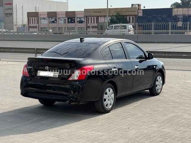 2024 نيسان صني