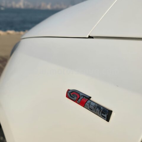 2016 بيجو 308