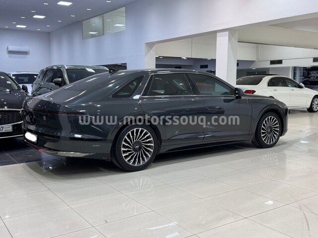 2024 هيونداي أزيرا