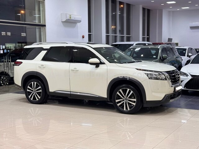 2024 Nissan Pathfinder