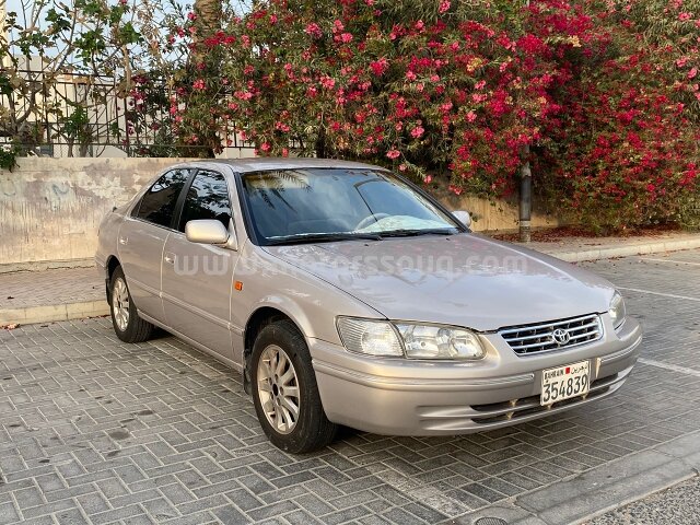 2001 تويوتا كامري