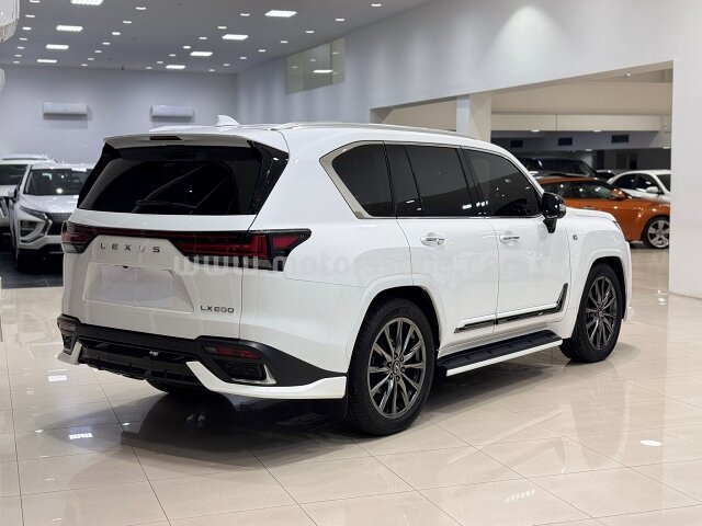 2025 Lexus LX