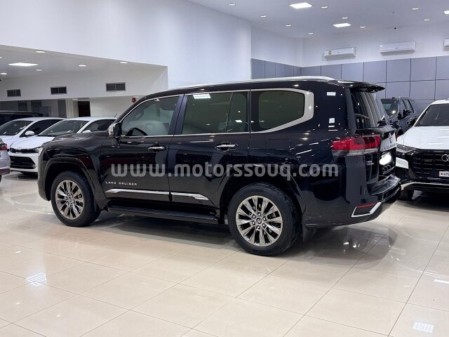 2023 Toyota Land Cruiser