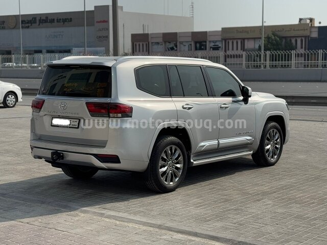 2024 Toyota Land Cruiser