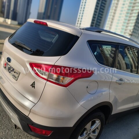 2016 فورد إسكيب