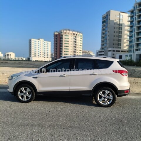 2016 فورد إسكيب