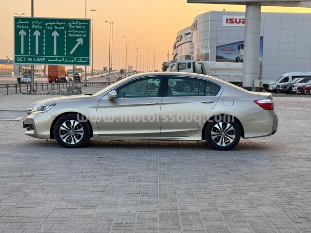 2016 هوندا أكورد