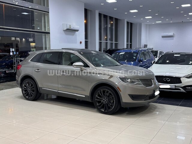 2016 Lincoln MKS
