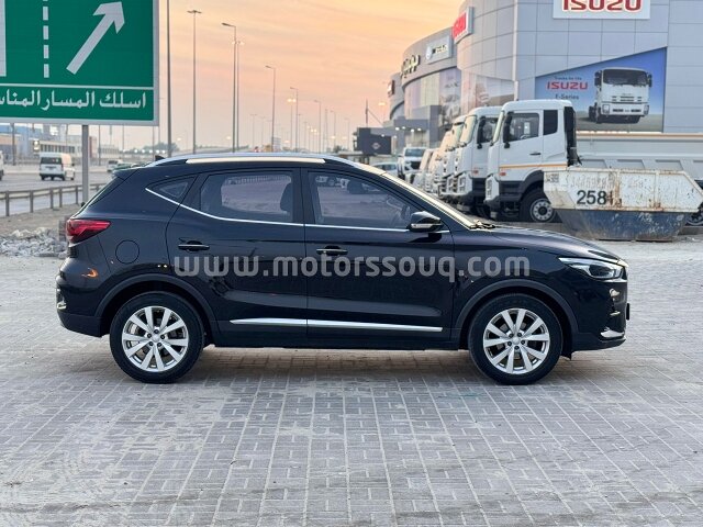 2023 MG ZS