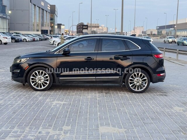 2015 Lincoln MKS