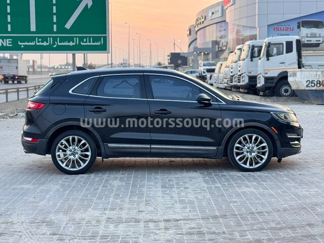 2015 Lincoln MKS