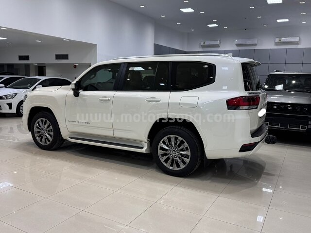 2025 Toyota Land Cruiser