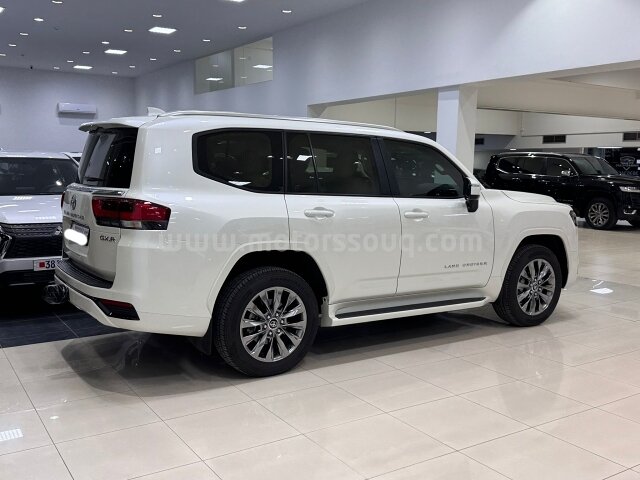 2025 Toyota Land Cruiser