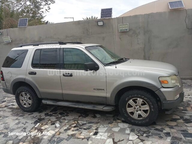 2006 Ford Explorer